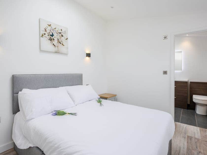 Double bedroom | Marshall Cottage, Santon Downham