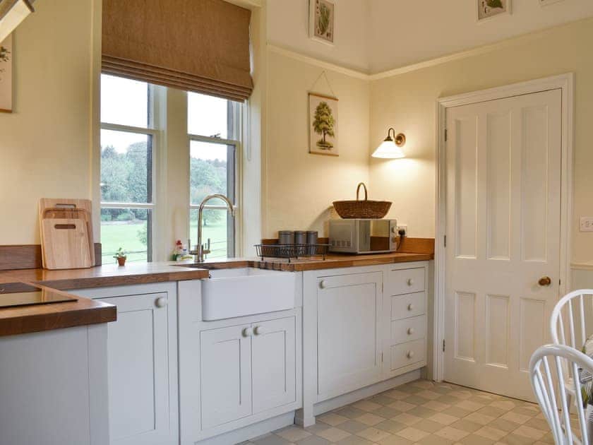 Kitchen/diner | Low Lodge, Broughton, near Skipton
