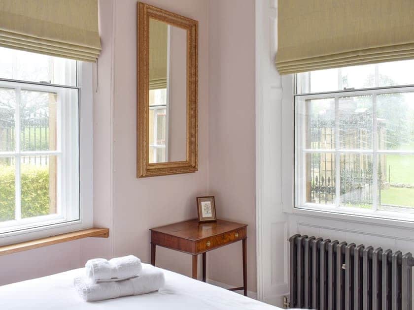 Double bedroom | Low Lodge, Broughton, near Skipton