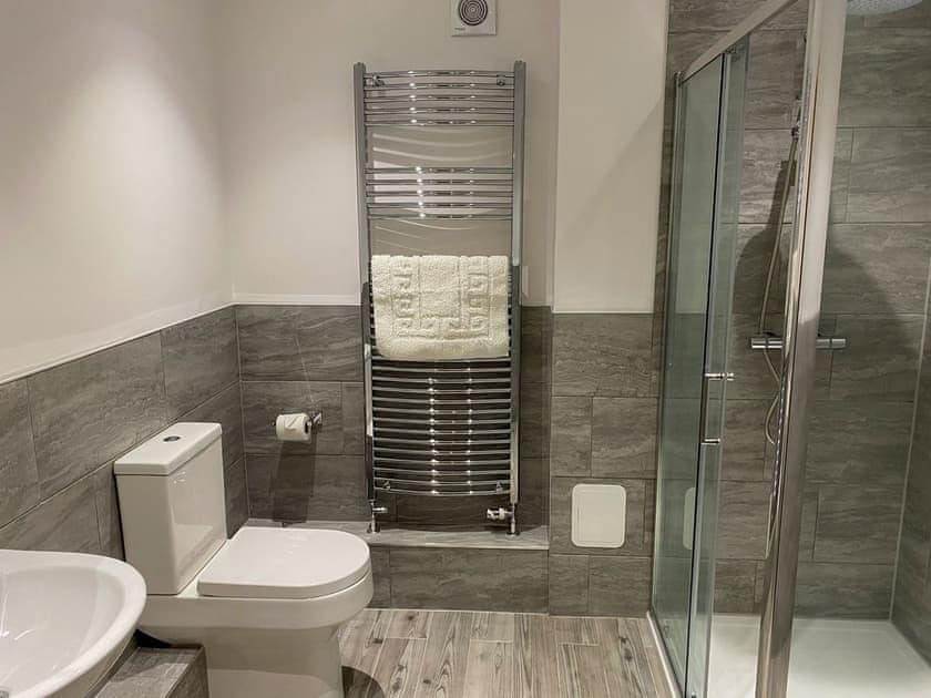 Shower room | Ferry View, Martham