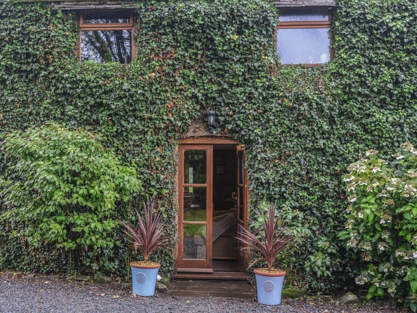 the ivy has been removed for maintenance purposes | Greig House Farm, Grosmont, near Abergavenny