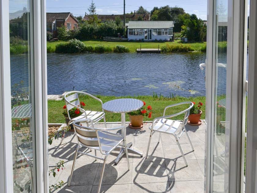 Outdoor area | Reflections, Surfleet