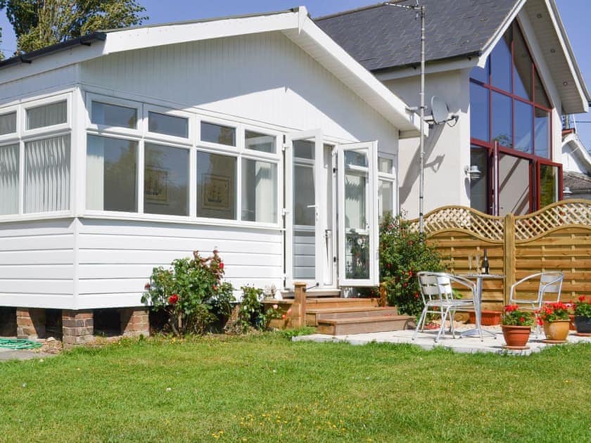 Exterior | Reflections, Surfleet