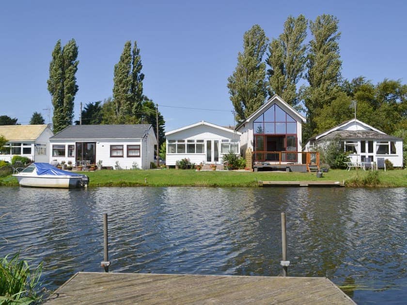 Exterior | Reflections, Surfleet