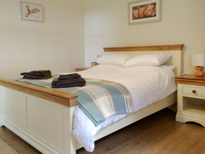 Double bedroom | Cauldside West Cottage, Dunbar