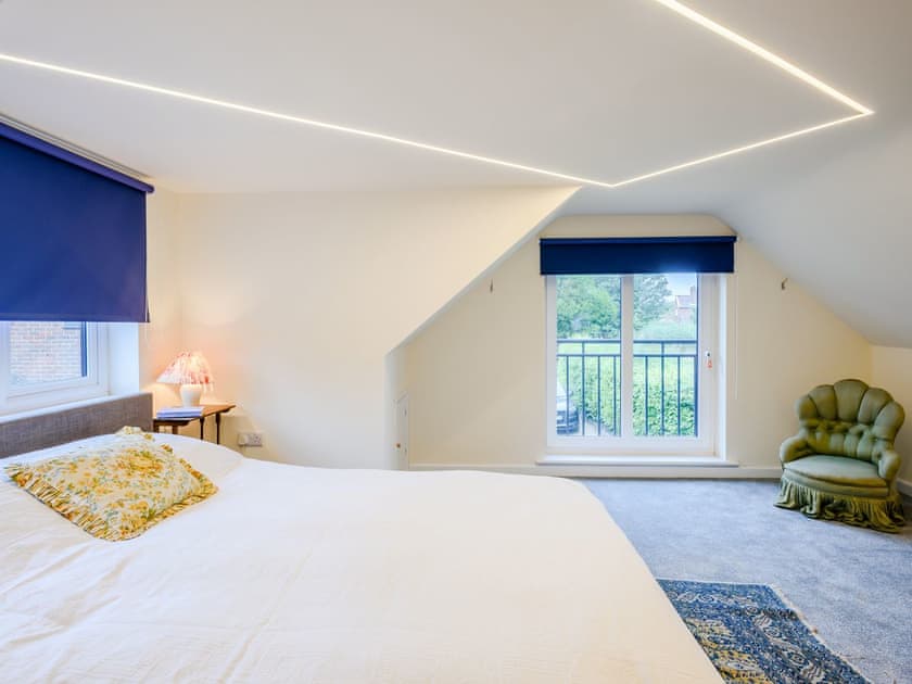 Double bedroom | Hilley Holey, Woodbastwick, near Norwich