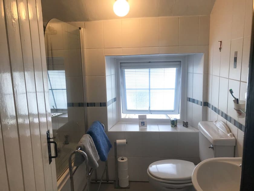 Bathroom | Garden Cottage, Threlkeld, near Keswick