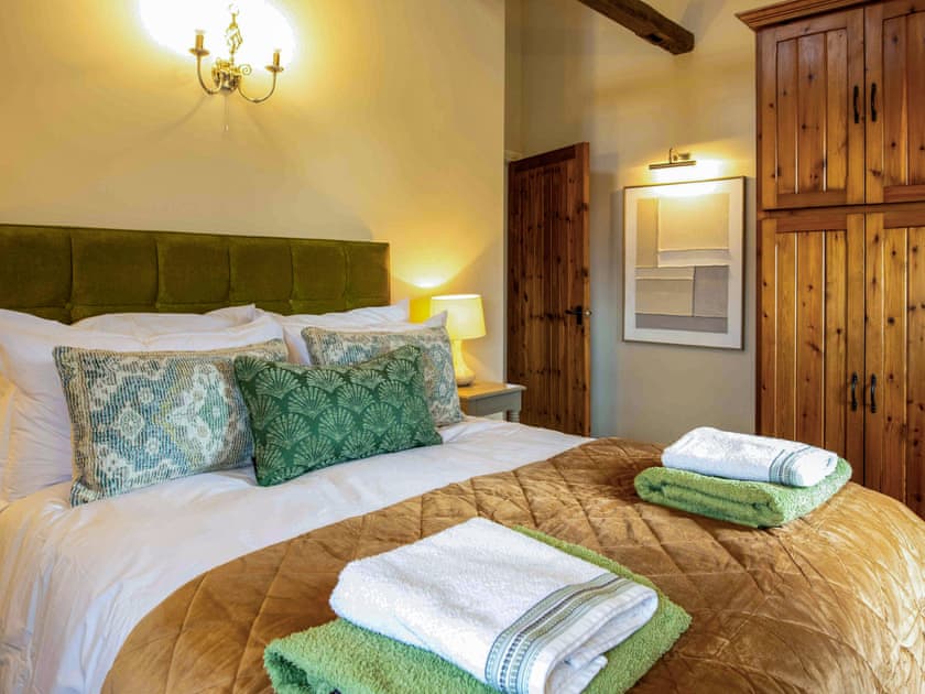 Double bedroom | The Old Cowshed - The Drewton Estate Cottages, South Cave near Beverley