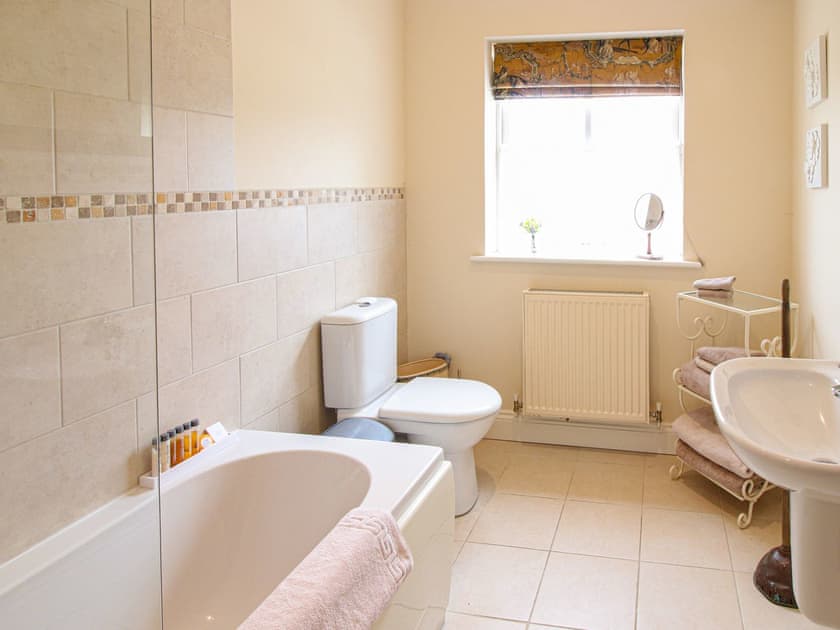 Bathroom | The Old Cowshed - The Drewton Estate Cottages, South Cave near Beverley