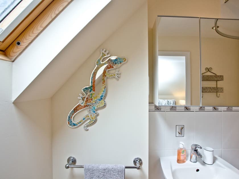 En-suite | Coastal Gem, Weymouth