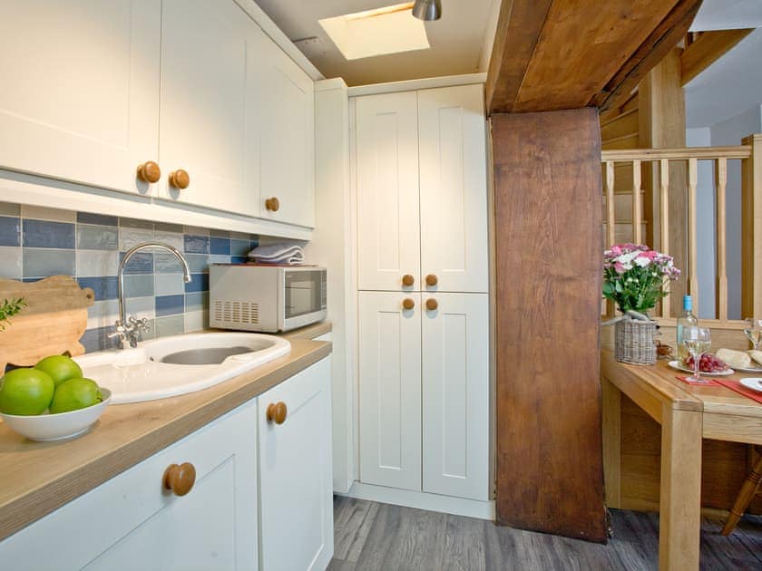 Kitchen | Cobble Cottage, Appledore