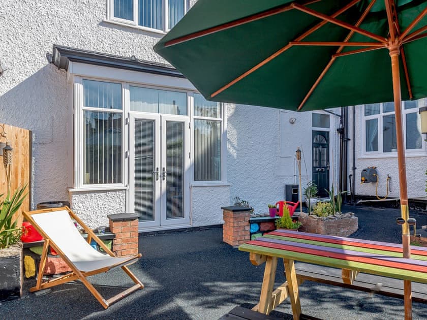 Outdoor area | Peartree Cottage - Tufty’s, Skegness