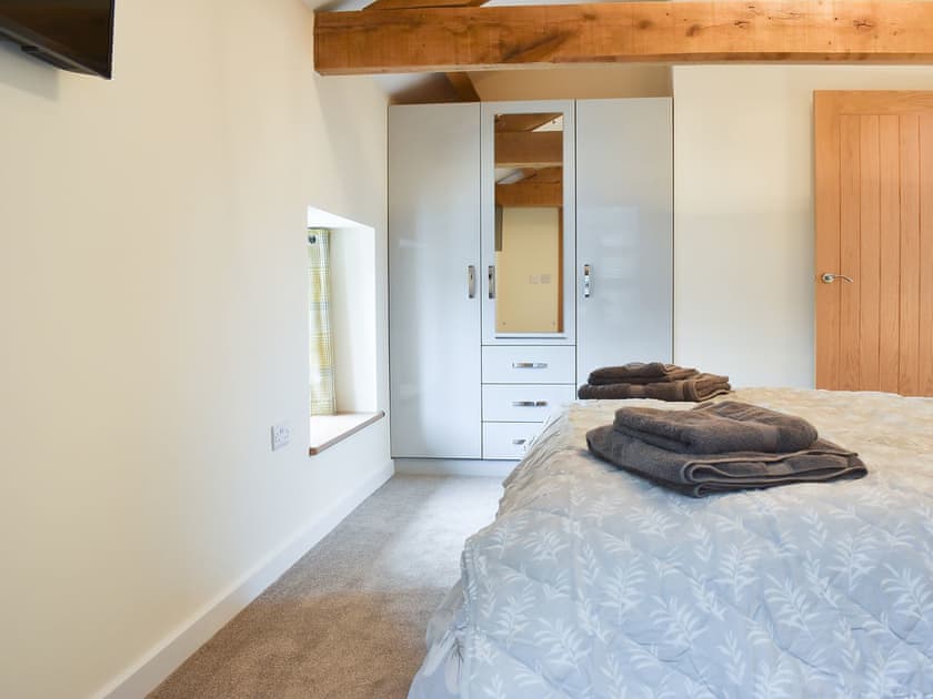 Double bedroom | North Barn - Monkleigh Court, Monkokehampton, near Okehampton