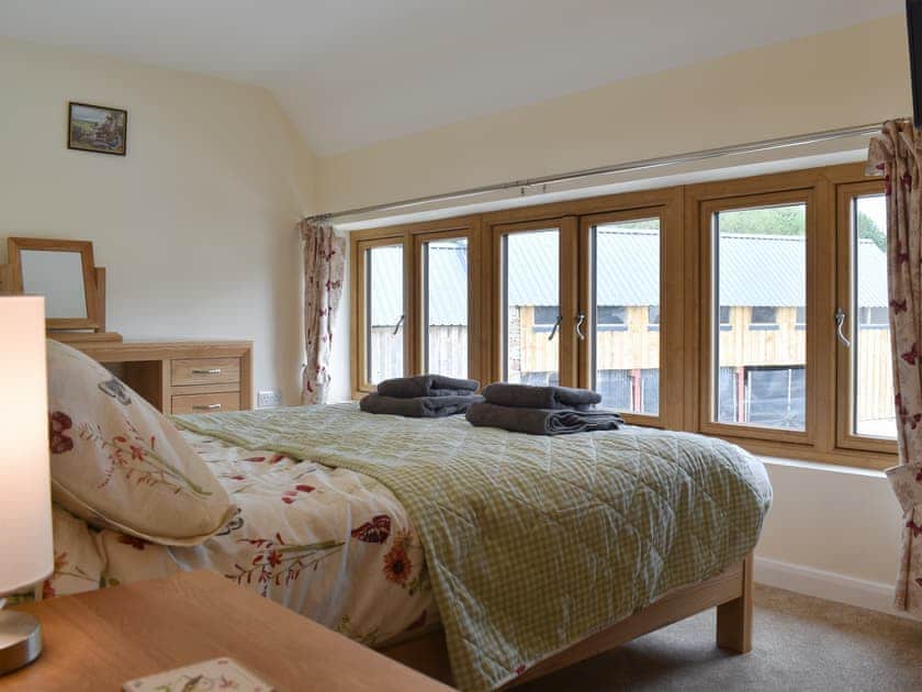 Double bedroom | South Barn - Monkleigh Court, Monkokehampton, near Okehampton