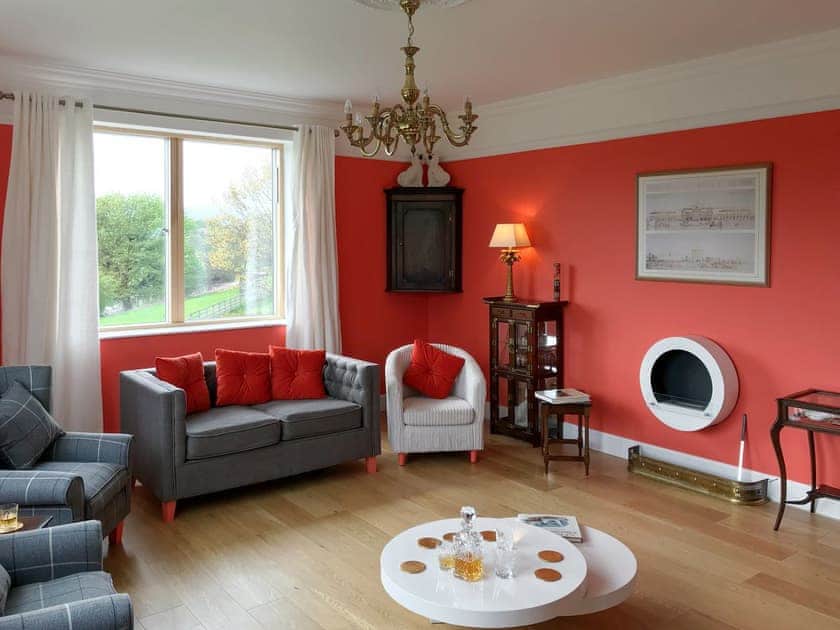 First floor drawing room for those who like a litte peace and quiet | Wester Auchleuchrie, Memus, near Kirriemuir