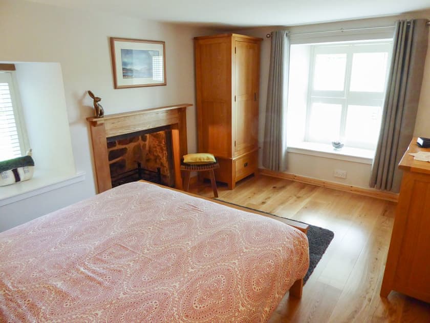 Bedroom | Crosskeys Cottage, Glen Fruin, by Helensburgh