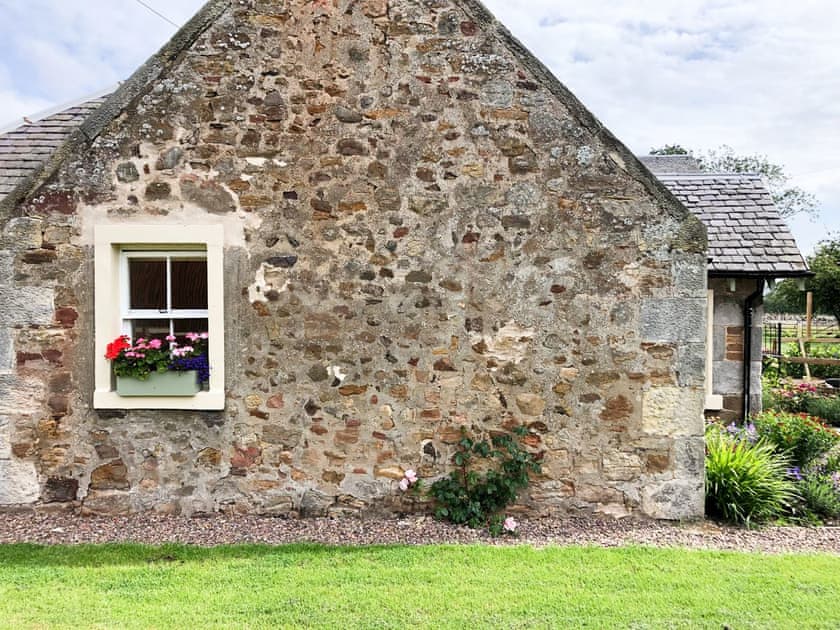 Exterior | Abbeymill Farm Cottage, Haddington, near Edinburgh