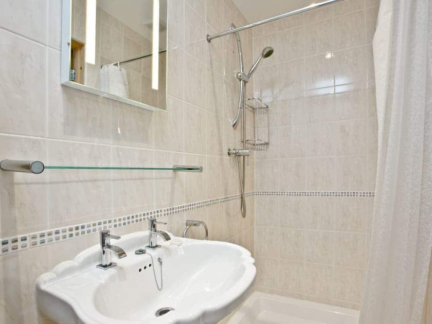 En-suite | Orchard View, Whitegate, near Chard