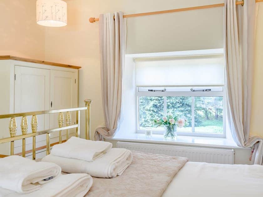 Double bedroom | Ivy Cottage, Ingoldisthorpe