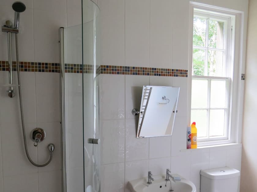 Bathroom | Cloud Cottage, Duns
