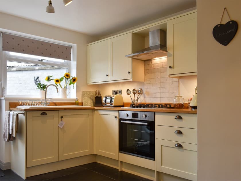 Kitchen | Oak Cottage, Pickering