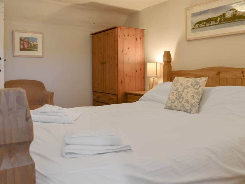 Double bedroom | Old Town Cottage, Sidmouth
