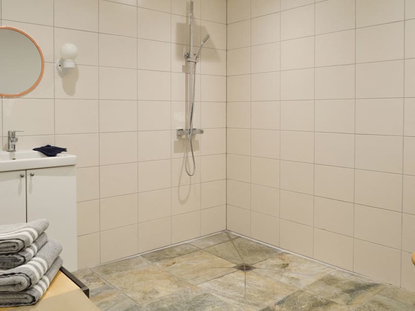 Ground floor wet room | Printmakers Cottage, Bellanoch, near Lochgilphead