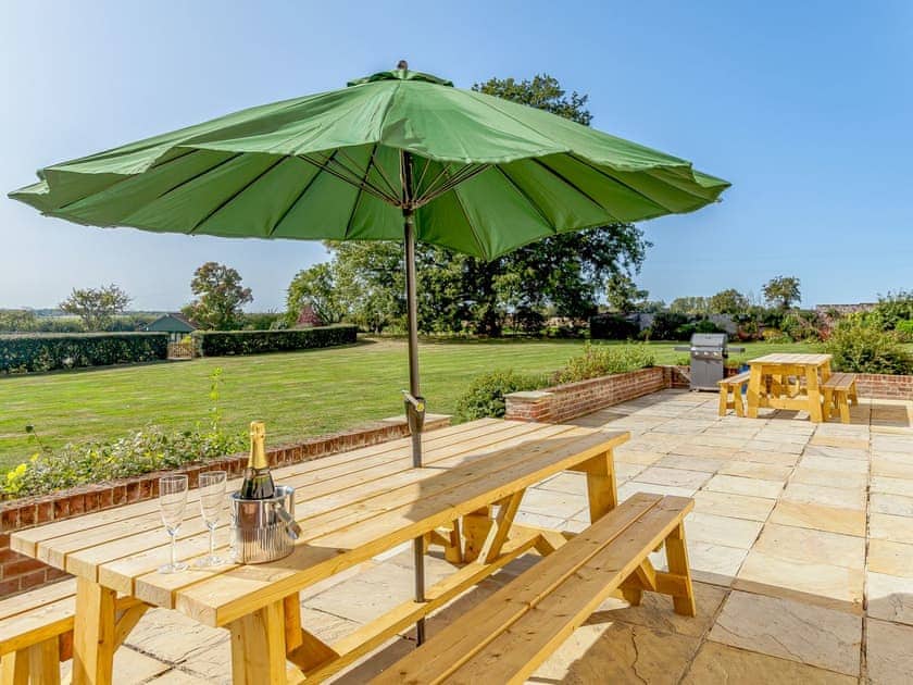 Sitting-out-area | Pattiswick Hall, Pattiswick, near Coggeshall