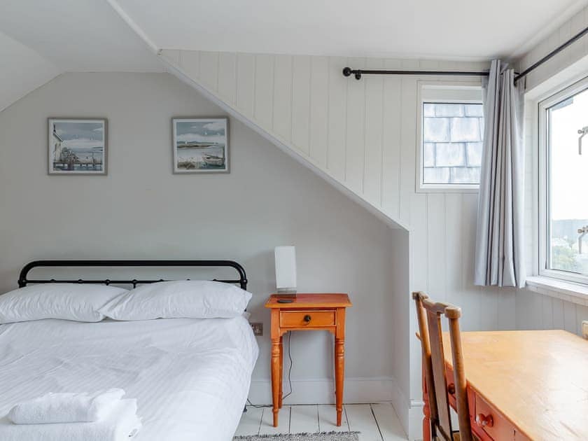 Double bedroom | Tell Tails, Victoria Road