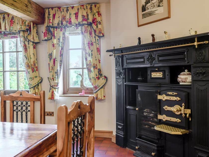 Dining room | Psalter Farmhouse, Skendleby Psalter, near Alford