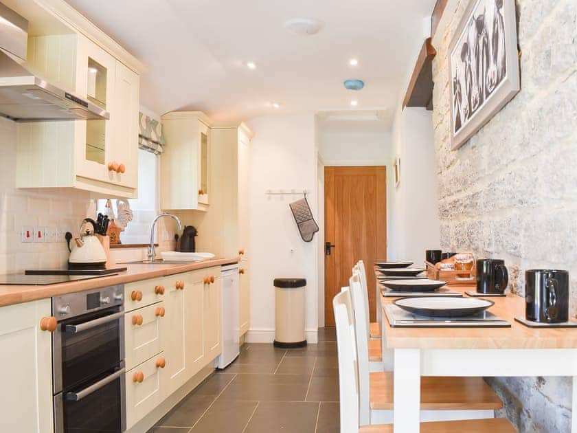 Kitchen | Cedar Barn, Lovington, near Somerton