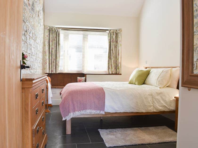 Double bedroom | Cedar Barn, Lovington, near Somerton