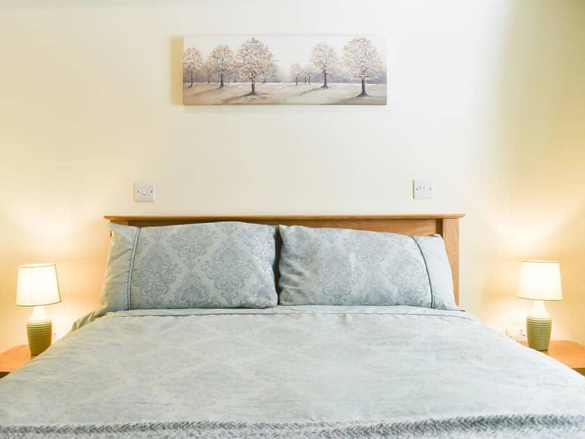 Double bedroom | Cedar Barn, Lovington, near Somerton
