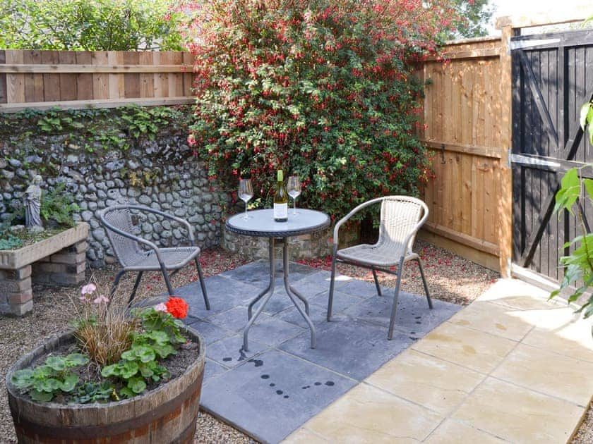 Enclosed patio garden | Stone House Farm - The Old Stables - Stone House Farm , Lessingham, near Stalham