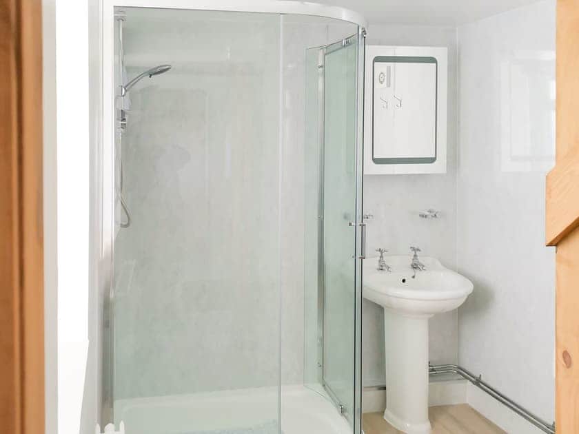 Shower room | Bryn Eithin, Carmel, near Caernarfon