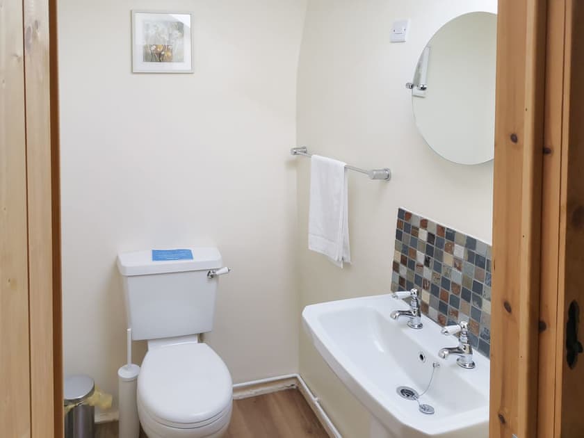 WC | Bryn Eithin, Carmel, near Caernarfon