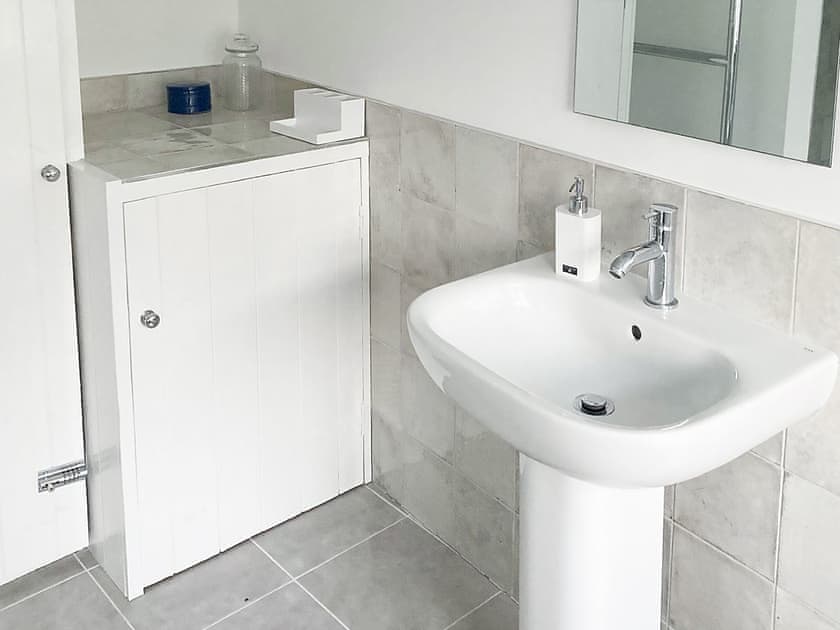Bathroom | The White Cottage, Gargrave, near Skipton