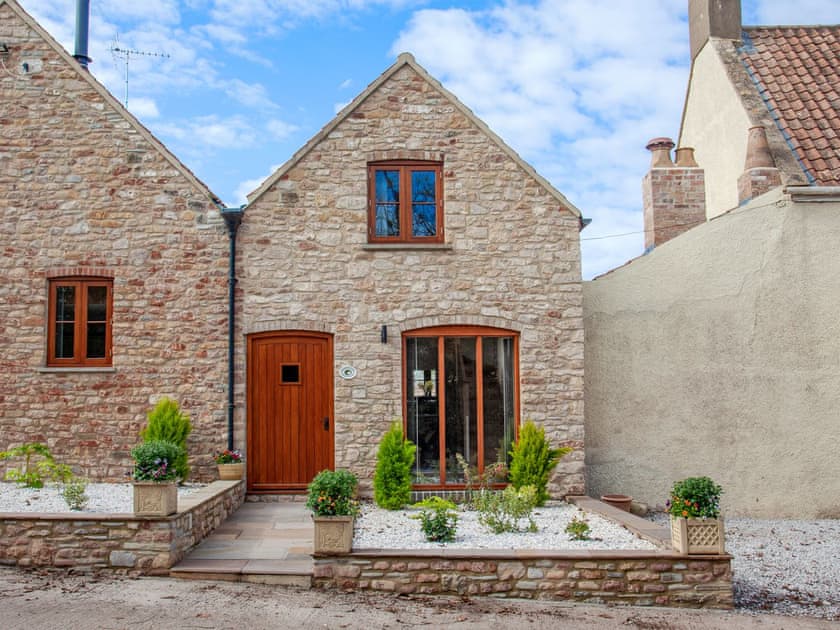 Exterior | Daisy Cottage - Manor Farm, Locking, near Weston-Super-Mare