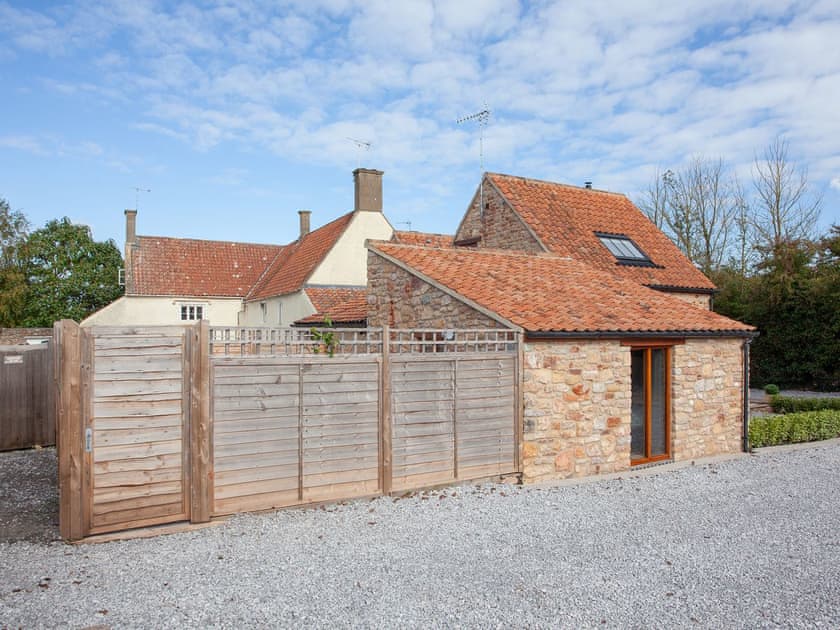 Exterior | Poppy Cottage - Manor Farm, Locking, near Weston-Super-Mare