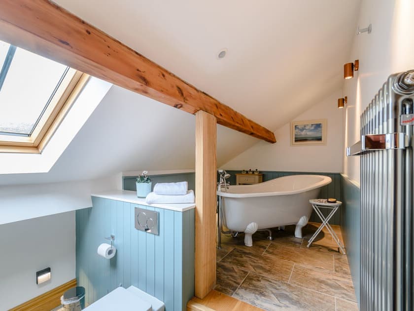 Bathroom | Temple House, West Burton