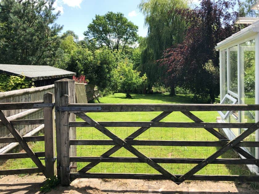 Garden | The Creamery - Church Farm Cottages, Kniveton, near Ashbourne