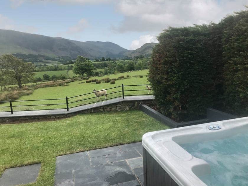 The Hoggest private hot tub | The Hoggest and Annexe - The Hoggest, Threlkeld, near Keswick