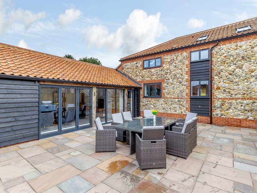 Patio | Skylark Barn - Goldfinch Barns, Swaffham