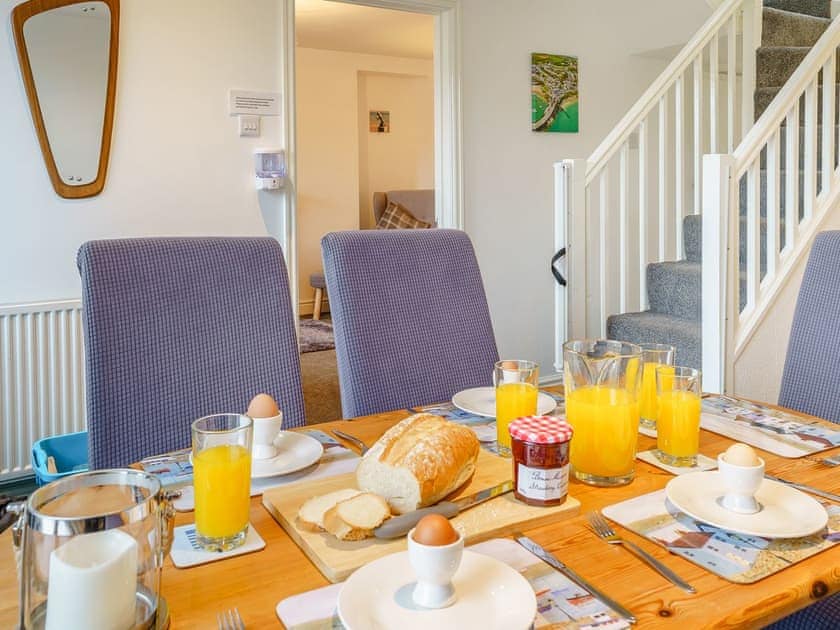 Dining Area | Fron Towyn Cottage, New Quay