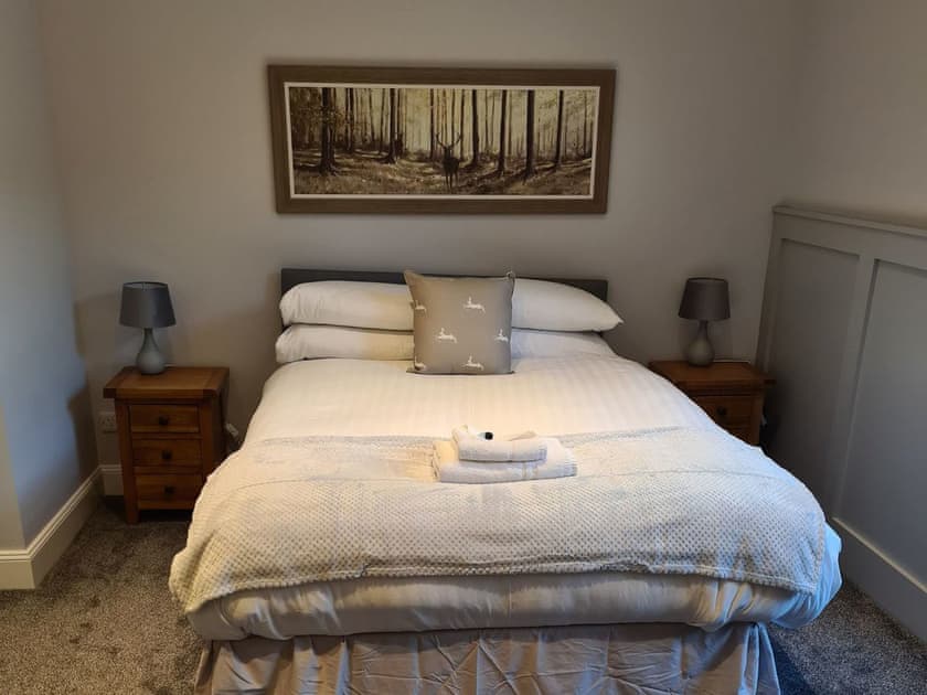 Bedroom | The Wild Cat - Black Isle Holiday Apartments, Avoch