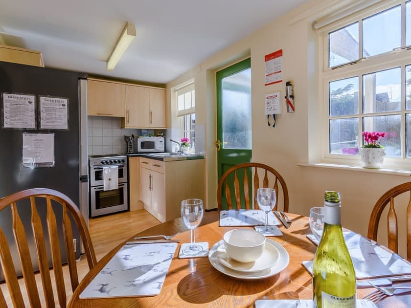 Kitchen/diner | Estate Cottage, Wheldrake, near York