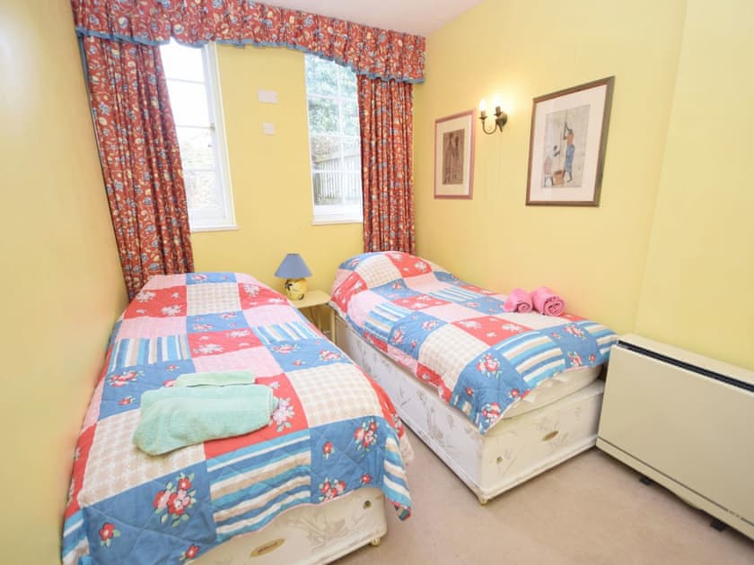 Twin bedroom | Pepper Pot Cottage, Compton, near Chichester