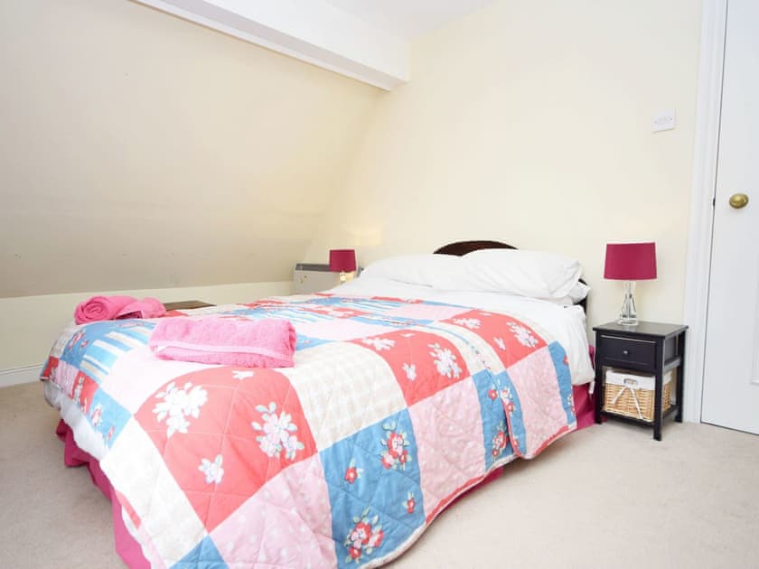 Double bedroom | Pepper Pot Cottage, Compton, near Chichester