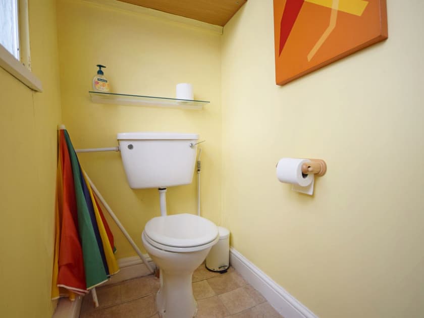 Separate toilet | Pepper Pot Cottage, Compton, near Chichester