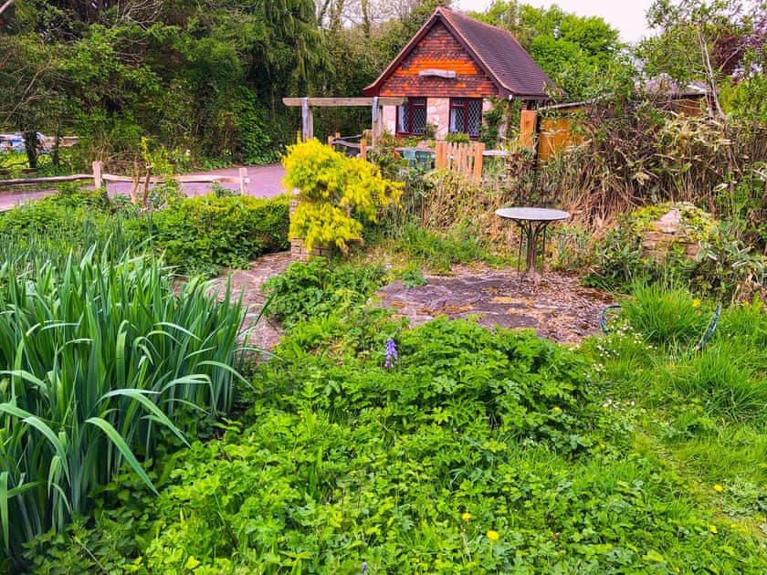 Garden and grounds | Tovey Lodge, Ditchling, near Hassocks